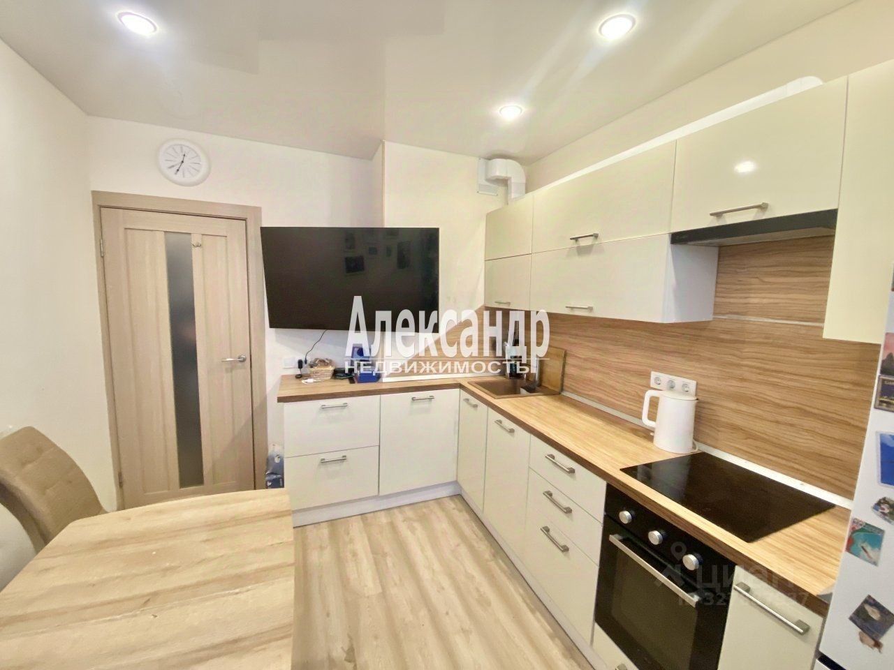 Продажа 1-комн квартиры на вторичном рынке Мурино, улица Графская, 11