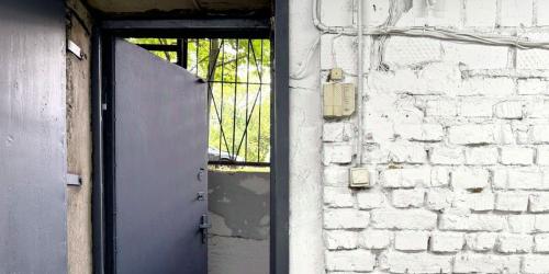 Помещение свободного назначения ул Адмирала Макарова,  д. 11