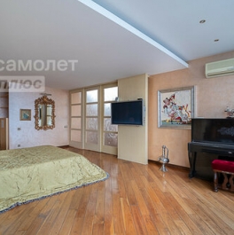 Продажа 2-комн квартиры на вторичном рынке улица Воронцовские Пруды,  д. 3