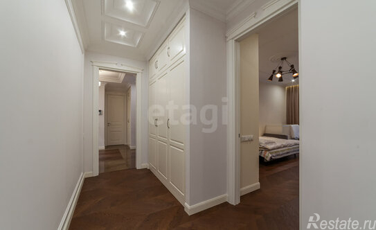 Продажа 4-комн квартиры на вторичном рынке ул Корпусная,  д. 9