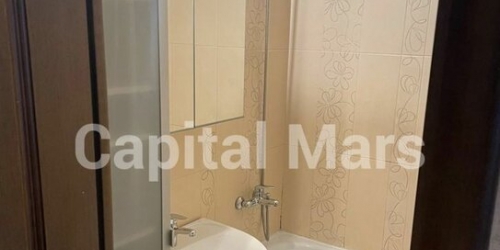 2-комн квартира ул Нарвская,  д. 1А,  к. 3