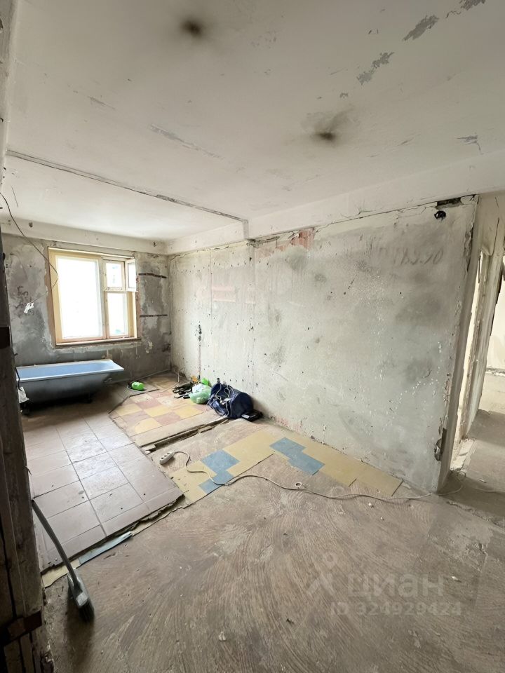 Продажа 4-комн квартиры на вторичном рынке Колпино, Тверская улица, 47