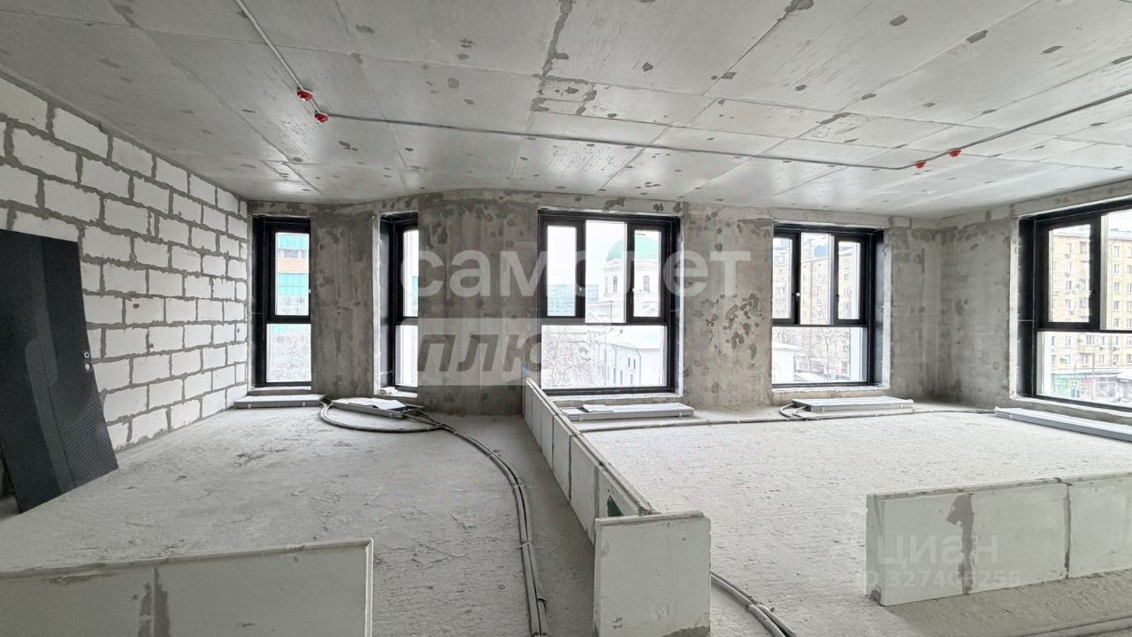Продажа 3-комн квартиры на вторичном рынке Стремянный переулок, 2