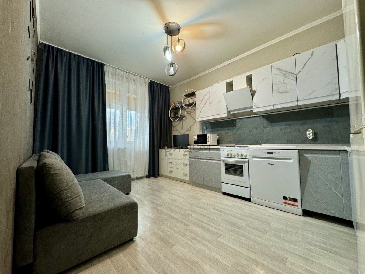 Продажа 2-комн квартиры на вторичном рынке Красногорск, бульвар Ильинский, 8