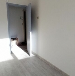 Продажа 2-комн квартиры на вторичном рынке улица Сикейроса