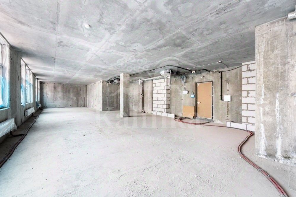 Продажа 3-комн квартиры на вторичном рынке Хлебный переулок, 24