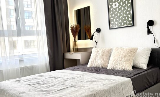 Продажа 1-комн квартиры на вторичном рынке Планерная улица,  д. 99