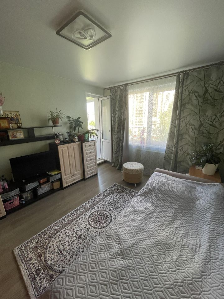 Продажа 3-комн квартиры на вторичном рынке Яхтенная улица, 2К1