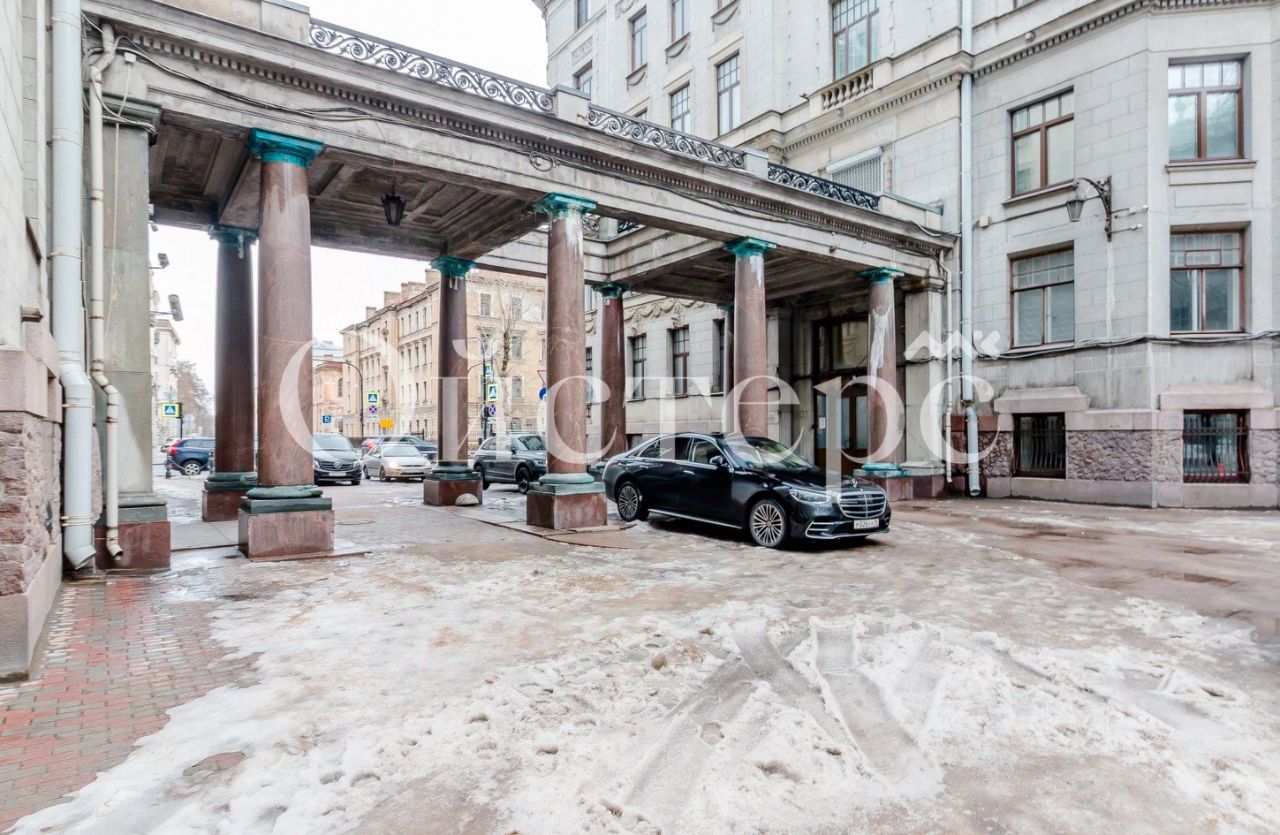 Продажа 6-комн квартиры на вторичном рынке Каменноостровский проспект, 26-28