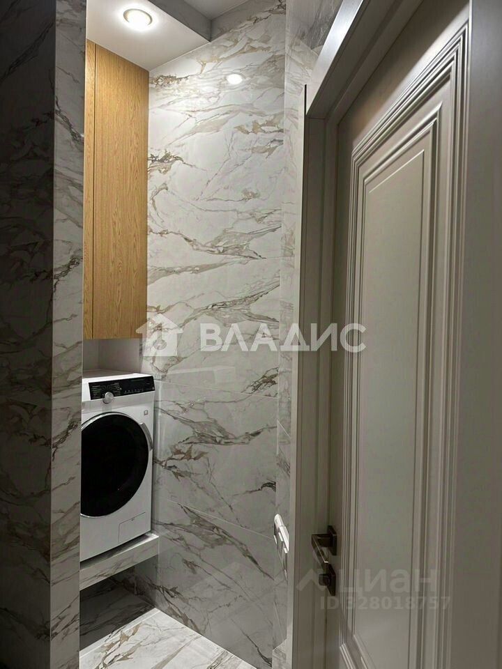 Продажа 3-комн квартиры на вторичном рынке улица Зорге, 9к1