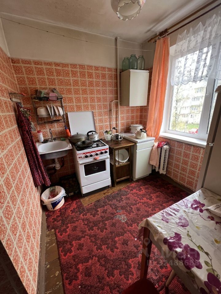 Продажа 1-комн квартиры на вторичном рынке 2-й мкр,  д. 28А
