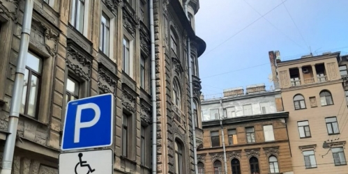 Комната Лахтинская ул. ,  д. 32