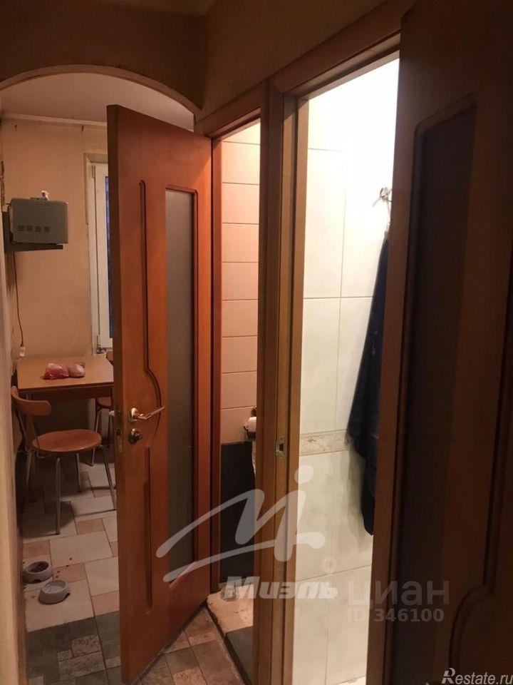 Продажа 3-комн квартиры на вторичном рынке Челюскинская улица,  д. 10 к1