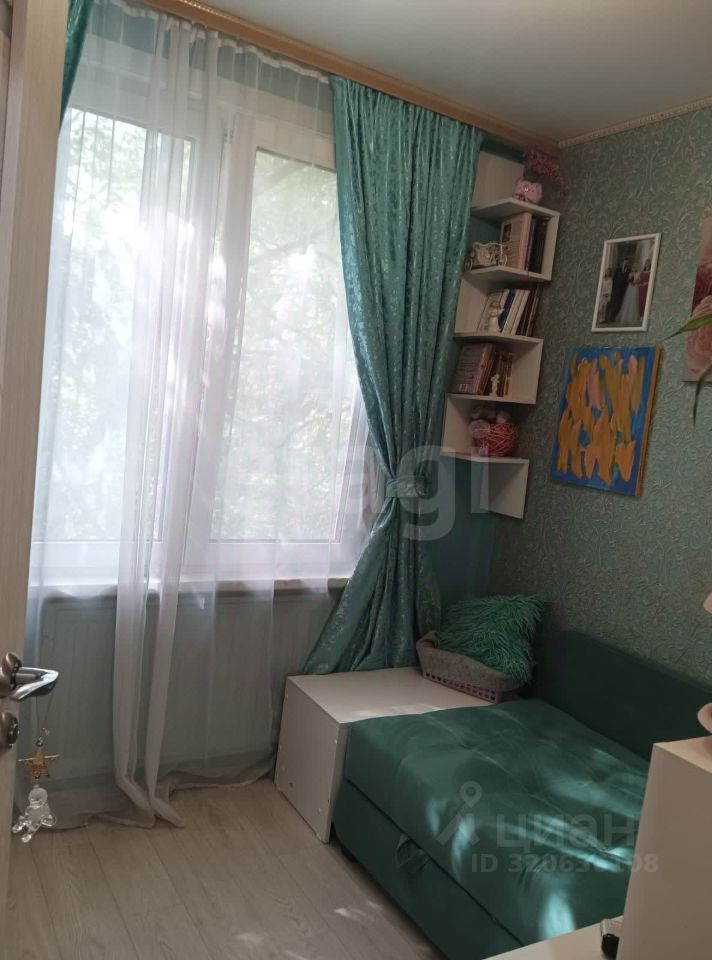 Продажа 3-комн квартиры на вторичном рынке проспект Ветеранов, 41