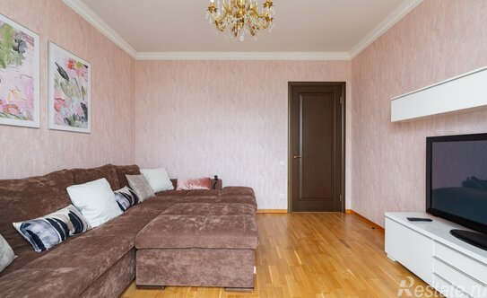 Продажа 2-комн квартиры на вторичном рынке Варшавская ул,  д. 16