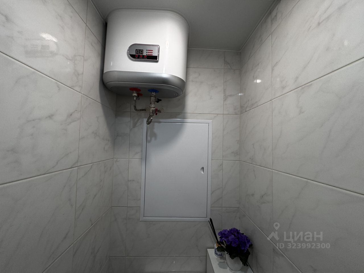 Продажа 2-комн квартиры на вторичном рынке Северный кв-л, д. Сапроново, Купелинка мкр, 3