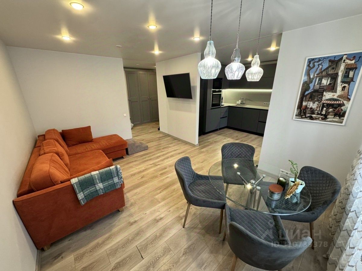 Продажа 3-комн квартиры на вторичном рынке Муравская улица, 42к1