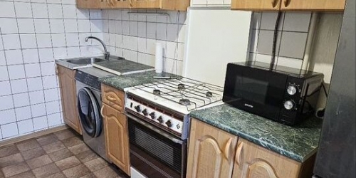 2-комн квартира Хуторская 2-я ул,  д. 20