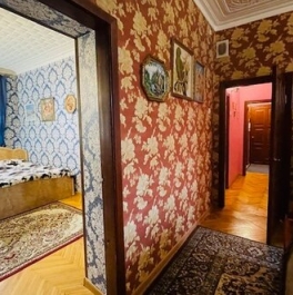 Продажа 4-комн квартиры на вторичном рынке пр-кт Мира,  д. 124,  к. 1