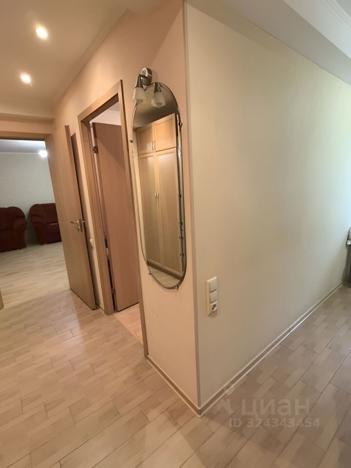 Продажа 3-комн квартиры на вторичном рынке проспект Королева, 42К1