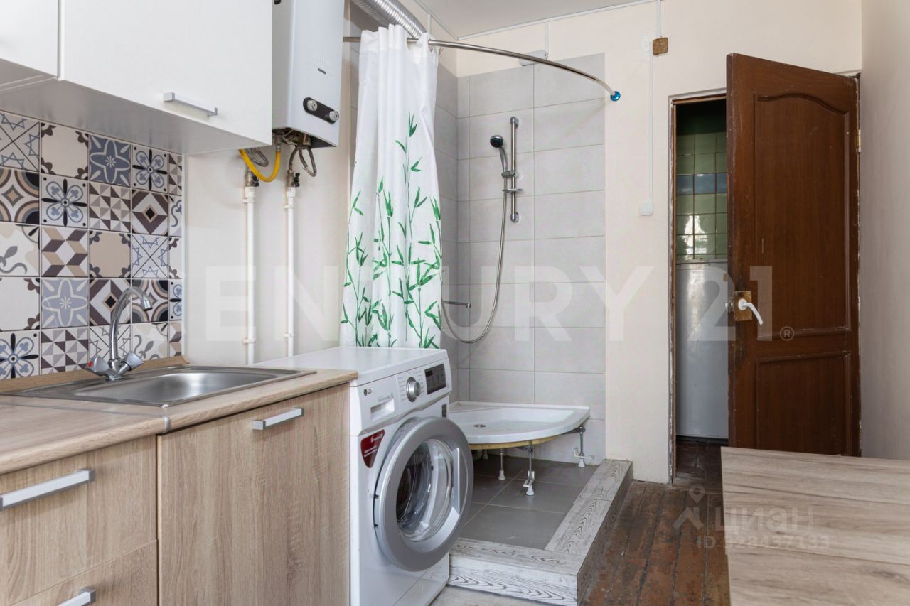 Продажа комнаты Нейшлотский переулок, 15б
