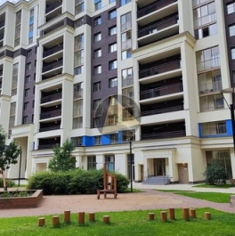 Продажа 2-комн квартиры на вторичном рынке проспект Авиаконструкторов,  д. 54 с1