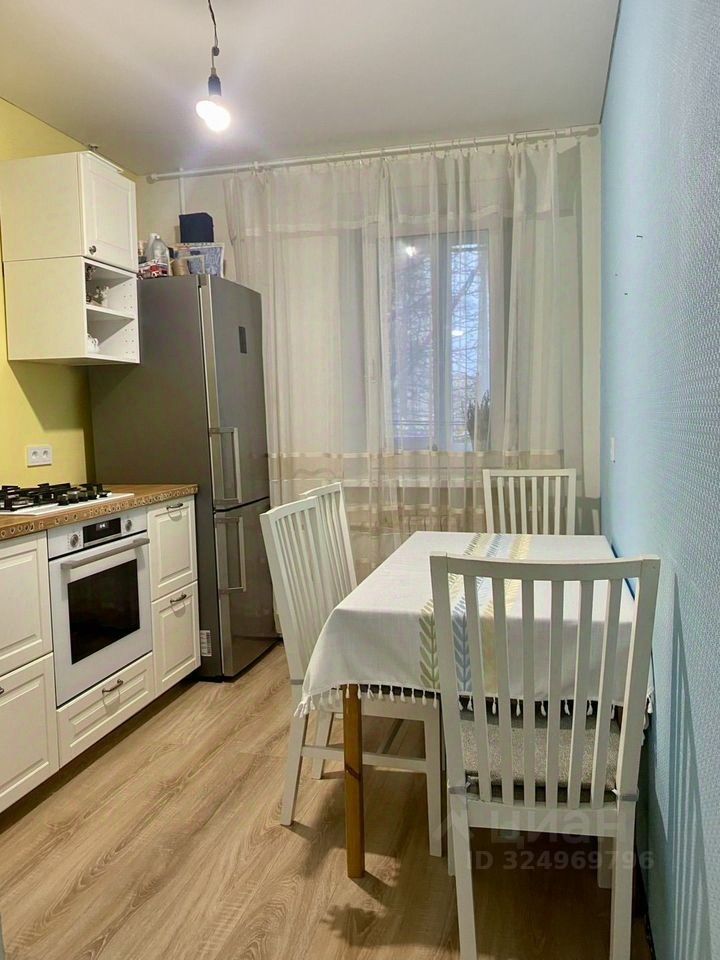 Продажа 2-комн квартиры на вторичном рынке Ступино, улица Пушкина, 17