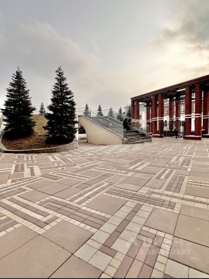 Продажа 1-комн квартиры на вторичном рынке улица Адмирала Макарова, 6Бк2