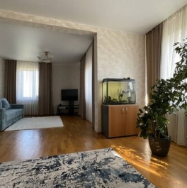 Продажа 5-комн квартиры на вторичном рынке Дмитров, ул Чекистская,  д. 5