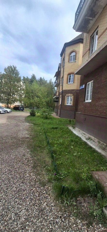 Продажа 2-комн квартиры на вторичном рынке д. Черное, улица Журавлиная, 70А