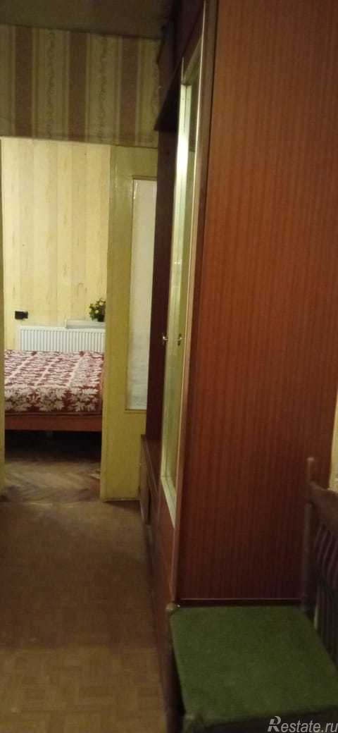 Продажа 2-комн квартиры на вторичном рынке Петергоф г, Шахматова ул,  д. 2