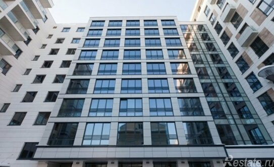 Продажа 4-комн квартиры на вторичном рынке Казарменный пер