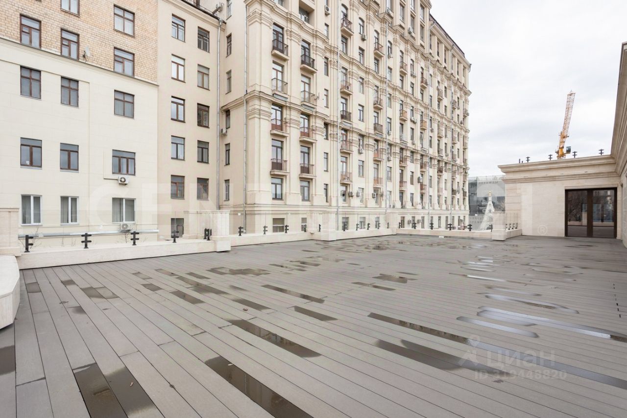 Продажа 6-комн квартиры на вторичном рынке Газетный переулок, 13С1