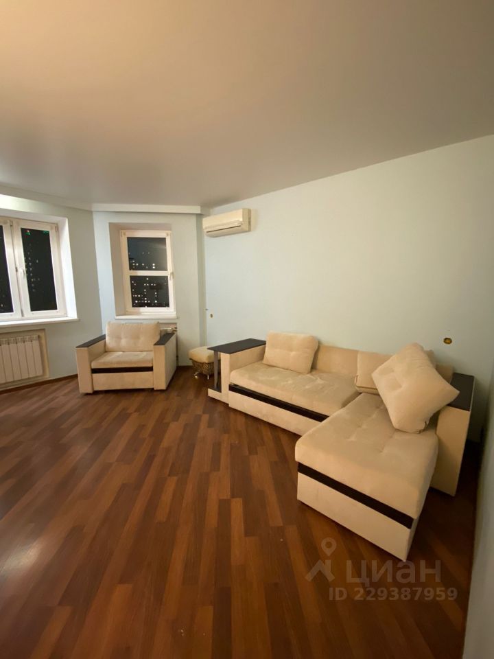 Аренда 1-комн квартиры на вторичном рынке Новая Трехгорка мкр, Одинцово, улица Чистяковой, 12