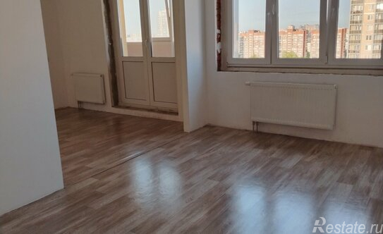 Продажа 1-комн квартиры на вторичном рынке Поэтический б-р,  д. 22