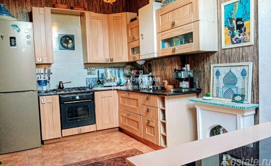 Аренда 3-комн квартиры на вторичном рынке Сестрорецк г, Николая Соколова ул,  д. 21