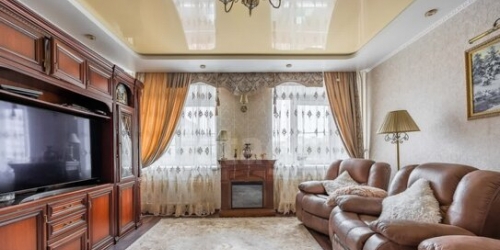 3-комн квартира ул Учительская,  д. 18,  к. 3