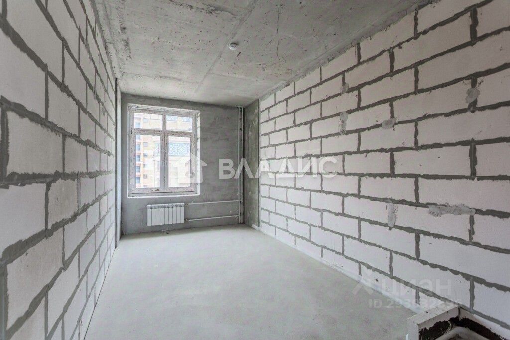 Продажа 3-комн квартиры на вторичном рынке Лайково Грин кв-л, с. Лайково, Город-событие Лайково ЖК,  д. 63