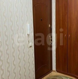 Продажа 1-комн квартиры на вторичном рынке Новогиреевская улица,  д. 28
