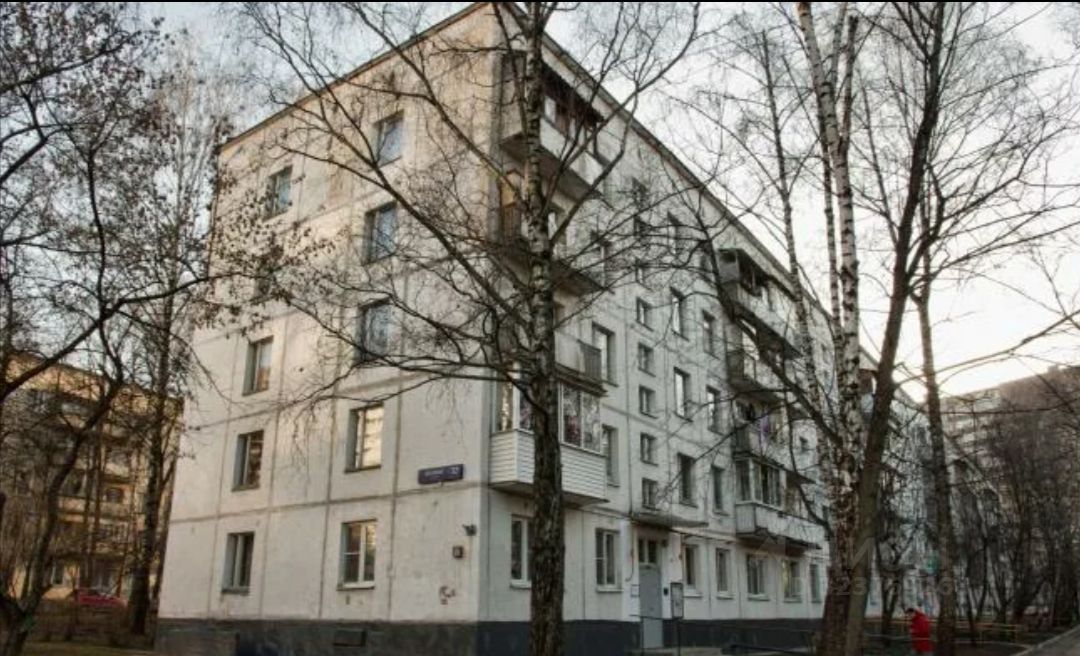 Аренда 1-комн квартиры на вторичном рынке Веерная улица, 32К2