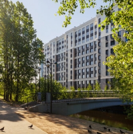 Продажа 1-комн квартиры на вторичном рынке Беринга ул,  д. 27,  к. 4