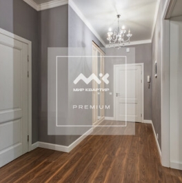 Продажа 3-комн квартиры на вторичном рынке улица Красного Курсанта,  д. 7
