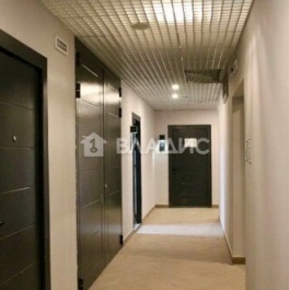 Продажа 4-комн квартиры на вторичном рынке Вернадского пр-кт,  д. 80А