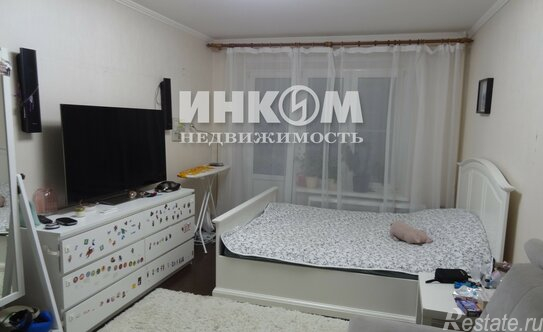 Продажа 2-комн квартиры на вторичном рынке ул Онежская,  д. 18