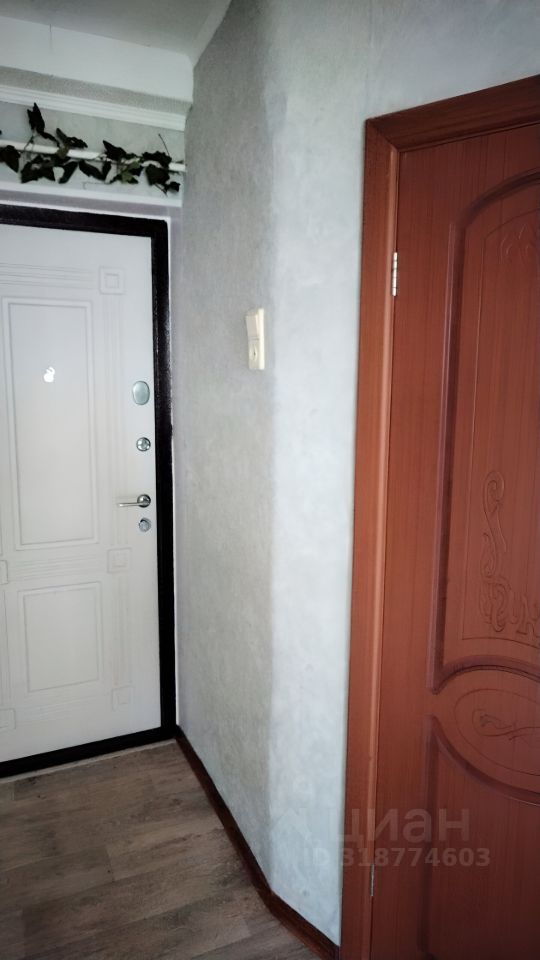 Продажа 2-комн квартиры на вторичном рынке д. Камышовка, улица Поселковая, 6