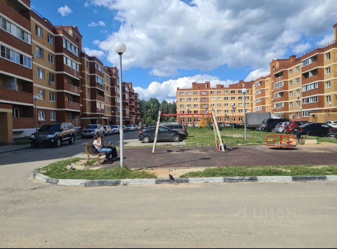 Продажа 1-комн квартиры на вторичном рынке Восточный мкр, д. Большие Жеребцы,  д. 1к5
