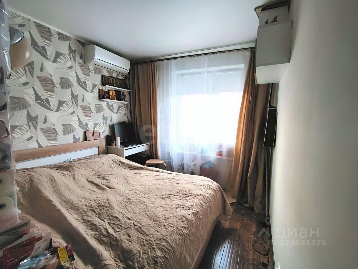 Продажа 2-комн квартиры на вторичном рынке Живописная улица, 17К2