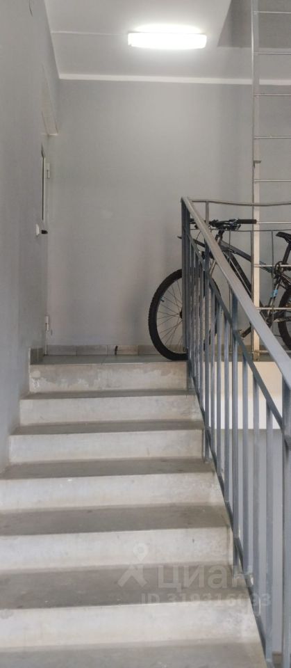 Продажа 2-комн квартиры на вторичном рынке Дмитров, Луговая улица, 5