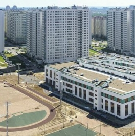 Продажа 1-комн квартиры на вторичном рынке Маршала Захарова ул,  д. 8