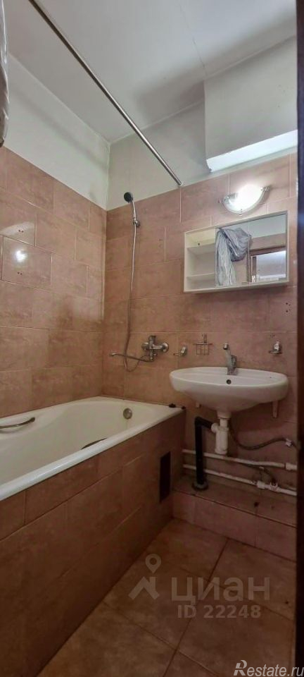 Продажа 3-комн квартиры на вторичном рынке улица Кибальчича,  д. 12 к2